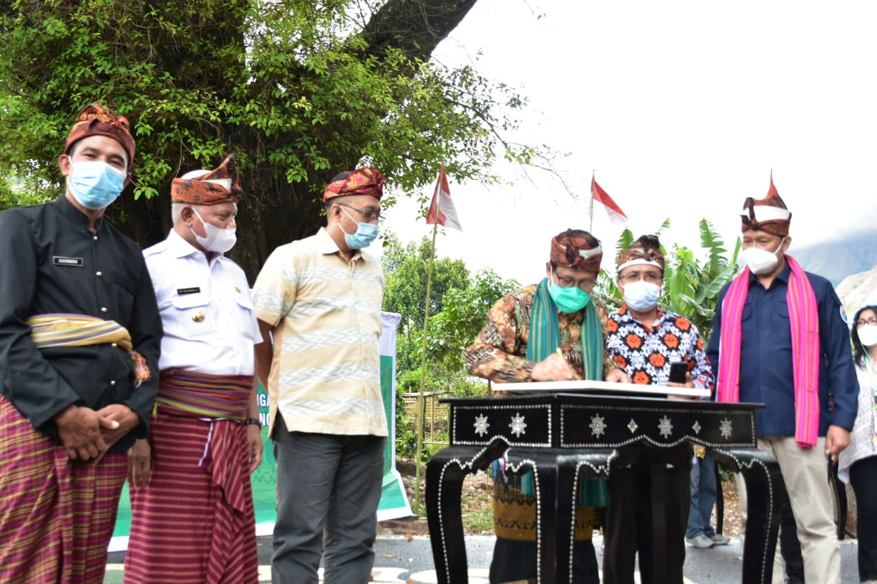 Dukung Program Desa Wisata di NTB, Mendes PDTT berikan Bantuan Sarpras