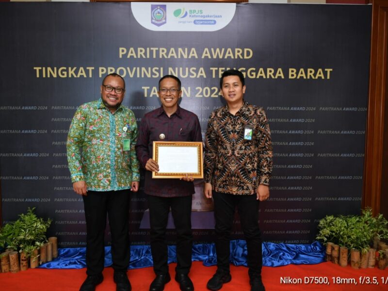 Pj Bupati Lotim Terima Penghargaan Parirana Award Provinsi NTB