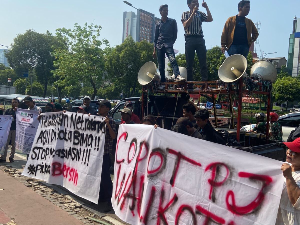 RUSA NTB Gelar Demonstrasi Tuntut Pencopotan Pj Walikota Bima