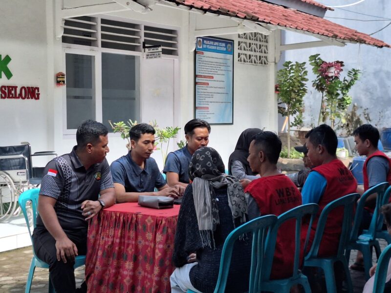 Lapas Selong Berikan Layanan kesehatan di Jumat Berkah