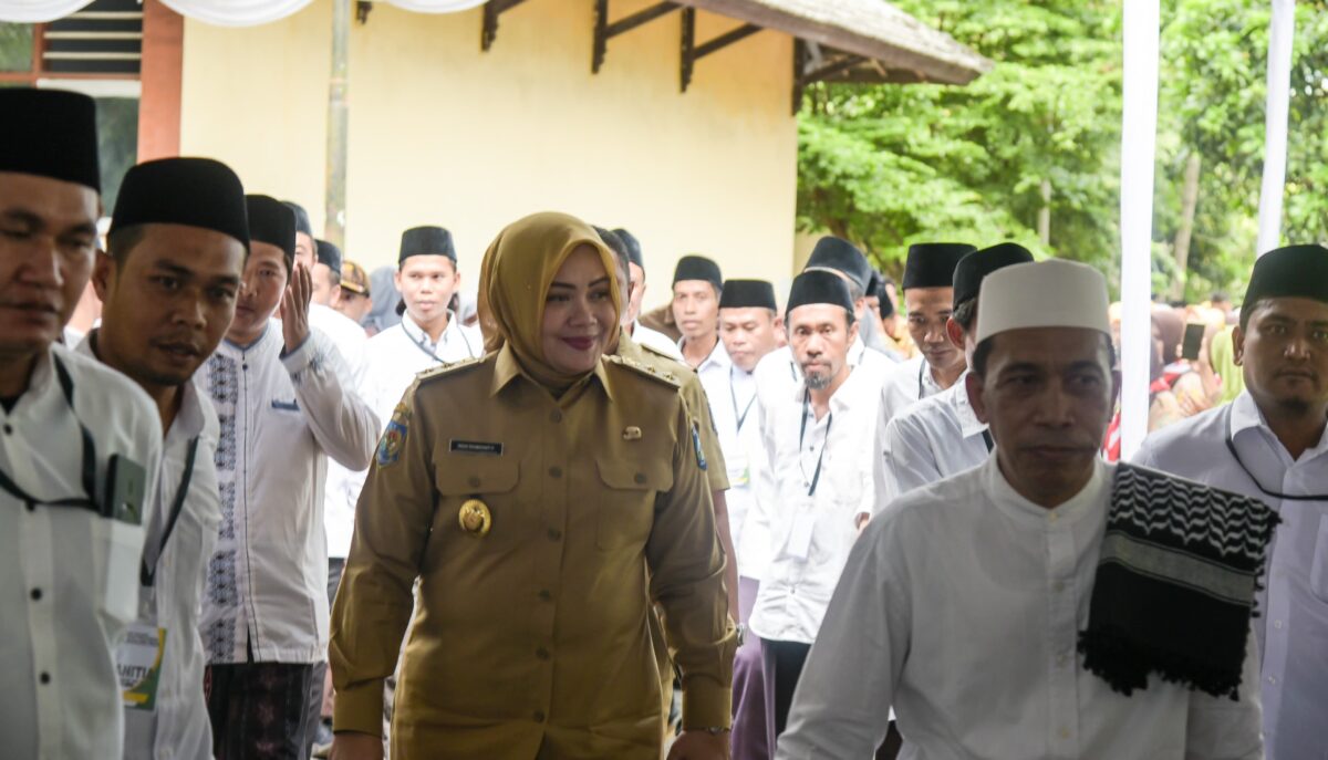 Wagub NTB Hadiri Haul ke-12 Pendiri Ponpes Darul Muhajirin Praya